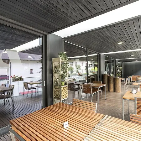 Alpina Otel